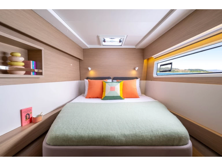 Catamaran rental in Trapani - Lagoon Lagoon 43