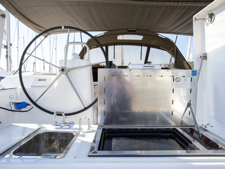 Sailboat rental with or without captain Dufour Pula