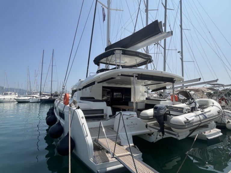 Bareboat Rental Catamaran Lagoon with a boat licence