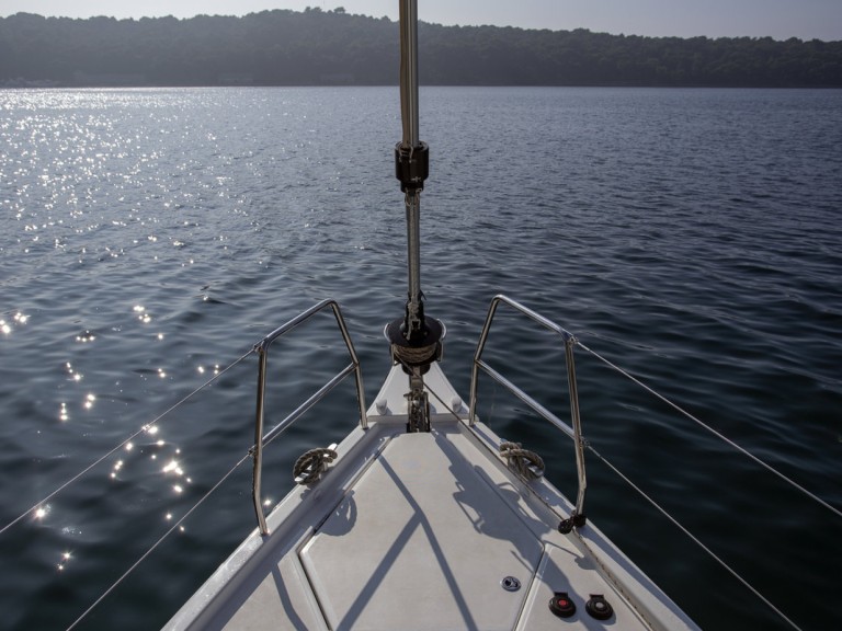 Sailboat for rent Split at the best price