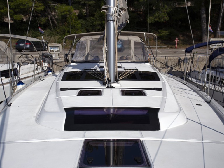 Dufour Dufour 430 Grand Large charter bareboat or captained in  Split