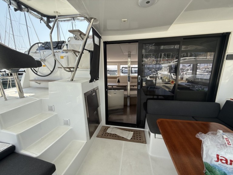 Catamaran rental in Split - Lagoon Lagoon 42