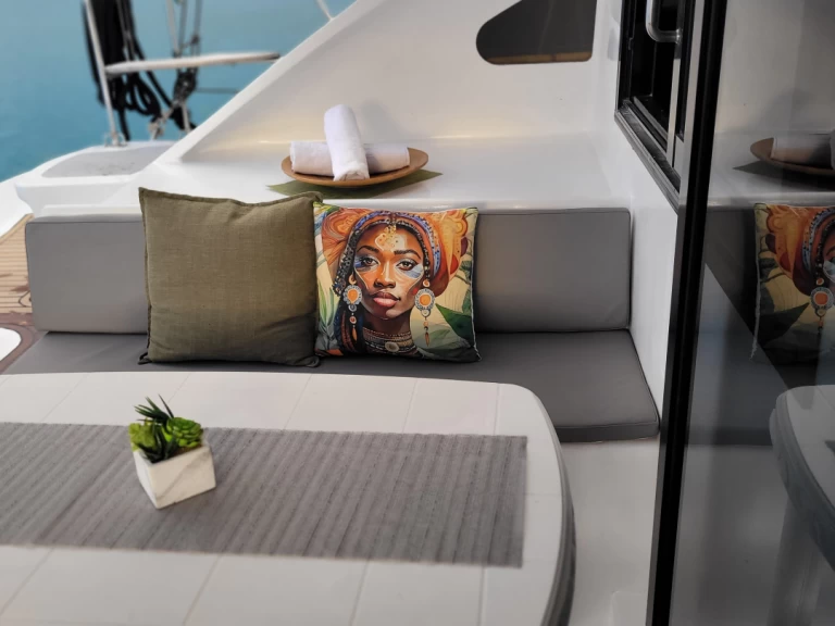 Rent a Sea Tribe Yachts Sea-Tribe DH550 Mahé