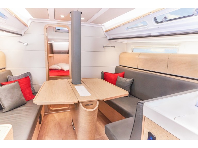 Yacht charter Punat cheap Dehler 38 SQ