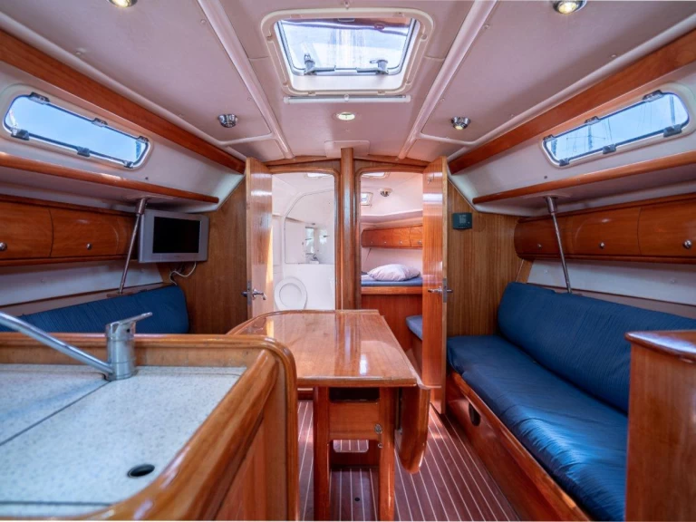 Bavaria Bavaria 36 Cruiser charter bareboat or captained in  Trogir