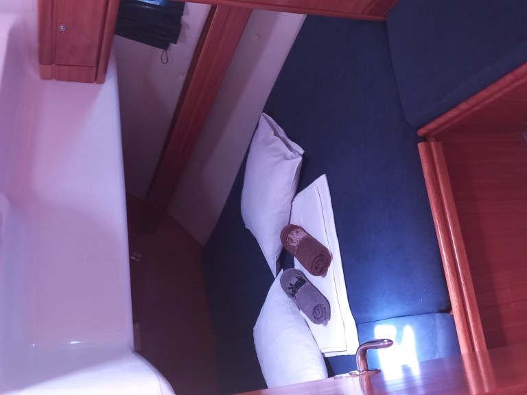 Bareboat Rental Sailboat Bavaria with a boat licence