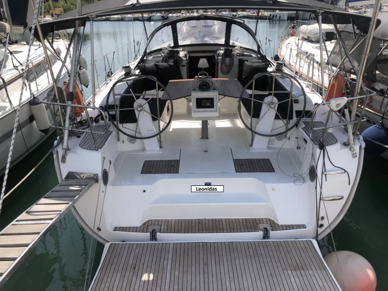 Rent a Bavaria Cruiser 46 Lefkáda