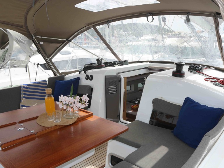 Bareboat Rental Sailboat Jeanneau with a boat licence