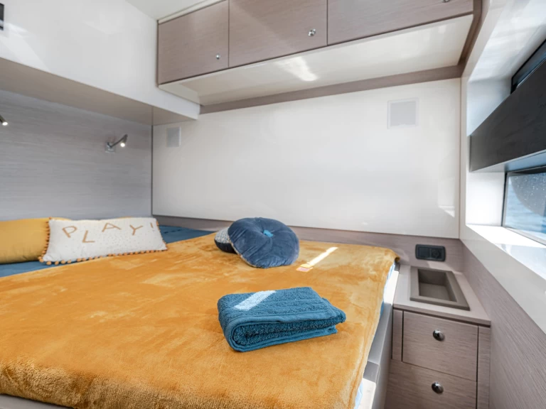 Bareboat Rental Catamaran Aventura with a boat licence