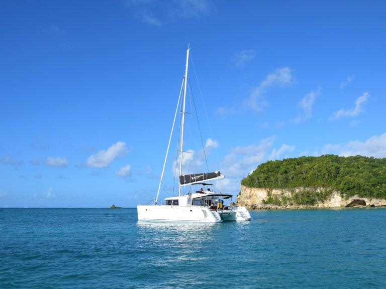 Bareboat Rental Catamaran Lagoon with a boat licence