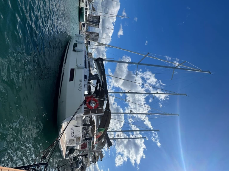 Boat rental Dufour Dufour 470 in Furnari on Samboat