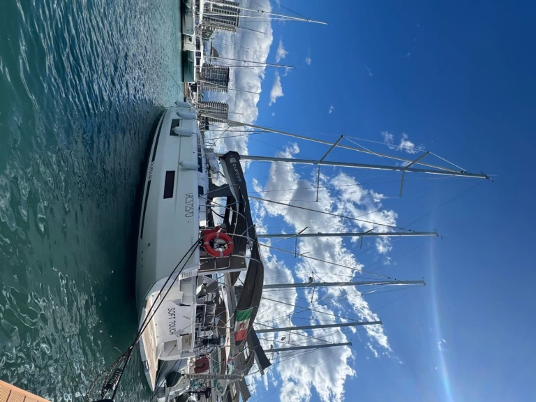 Sailboat rental with or without captain Dufour Furnari