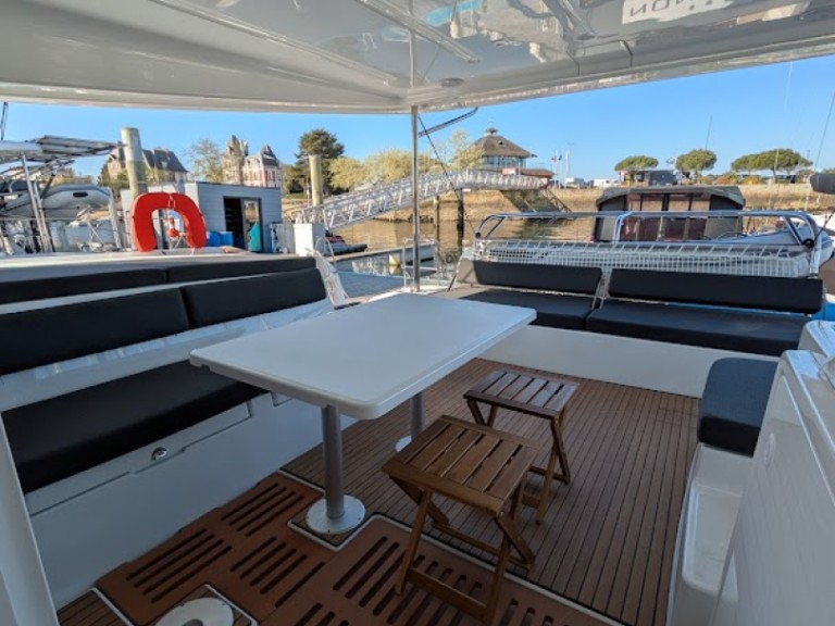 Boat rental Lagoon Lagoon 43 in Bas du Fort on Samboat