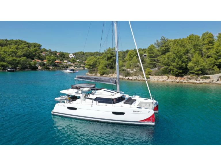 Catamaran rental in Seget Donji - Fountaine Pajot Elba 45
