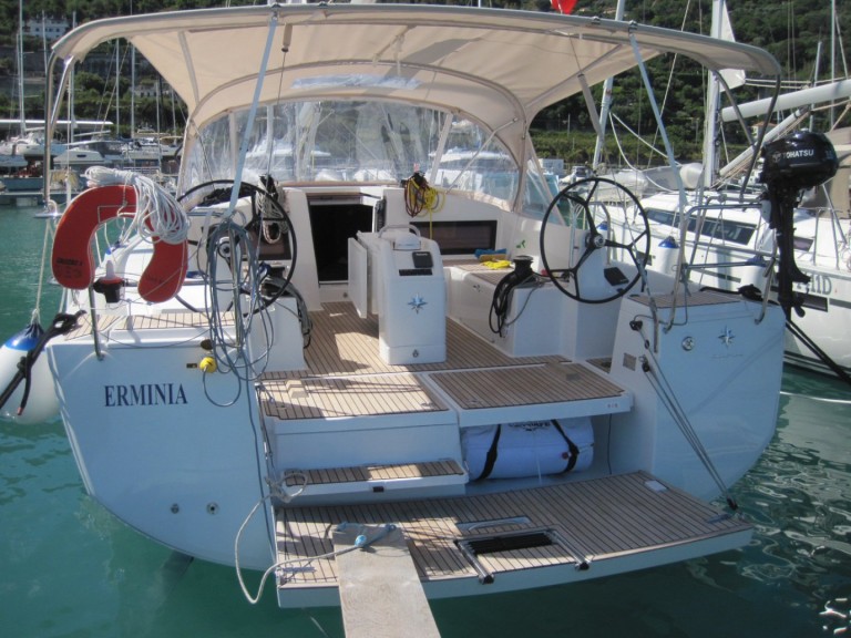 Jeanneau Sun Odyssey 440 in Capo d'Orlando on SamBoat