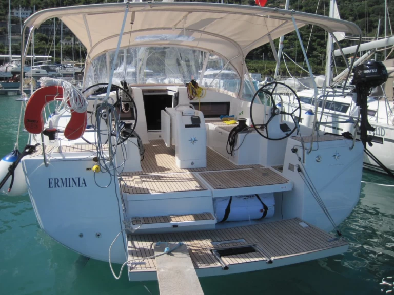 Jeanneau Sun Odyssey 440 in Capo d'Orlando on SamBoat