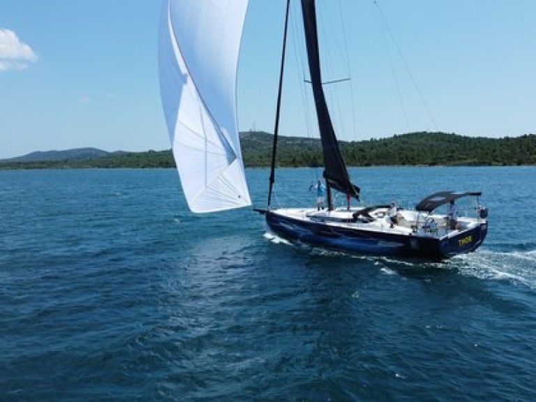 Bareboat Rental Sailboat Elan with a boat licence