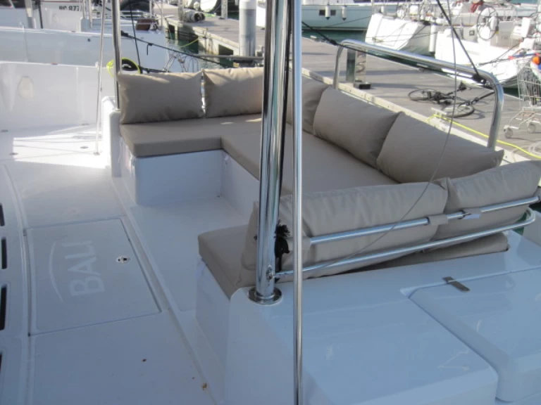 Bareboat Rental Catamaran Bali with a boat licence