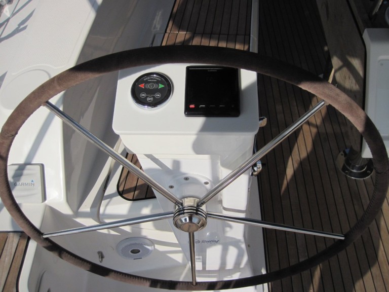 Rent a Bavaria Cruiser 41 Capo d'Orlando