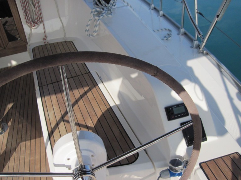 Yacht charter Capo d'Orlando cheap Cruiser 41