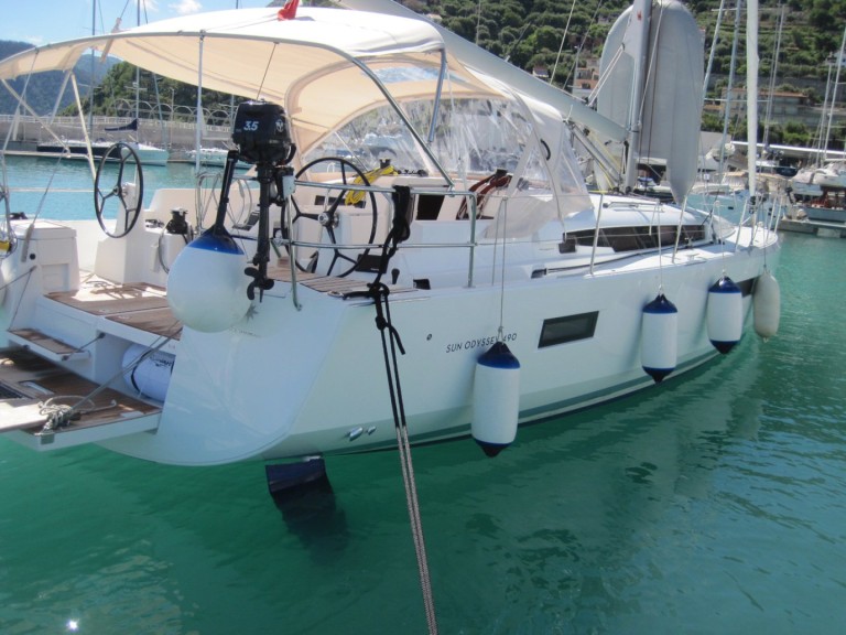 Rent a Jeanneau Sun Odyssey 490 Capo d'Orlando