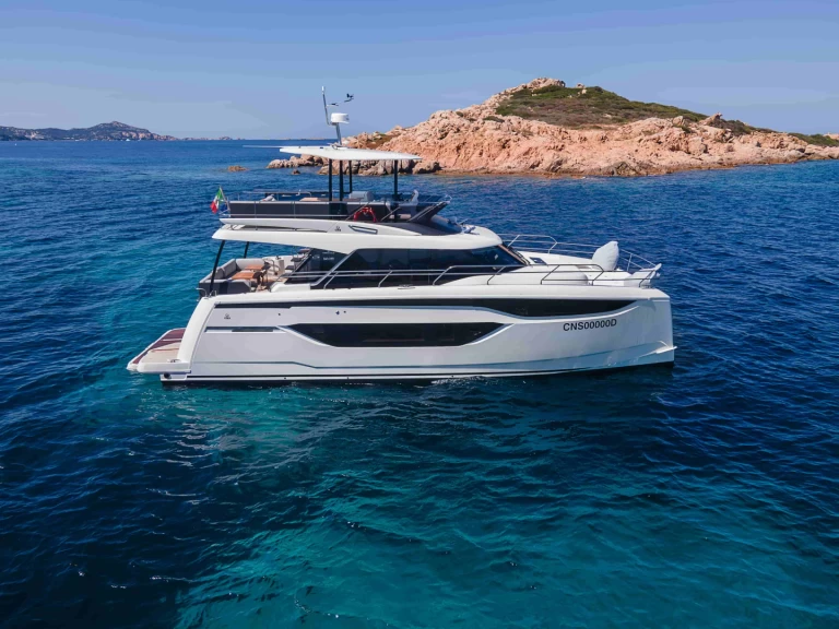 Motorboat rental in Cugnana Verde - Prestige Prestige M48
