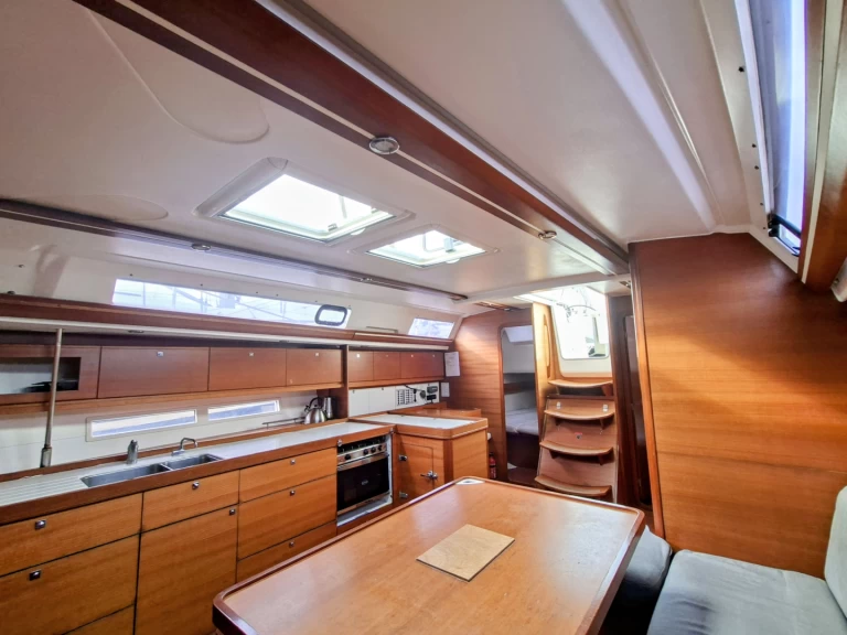 Yacht charter Arzal cheap Dufour 450 Grand Large
