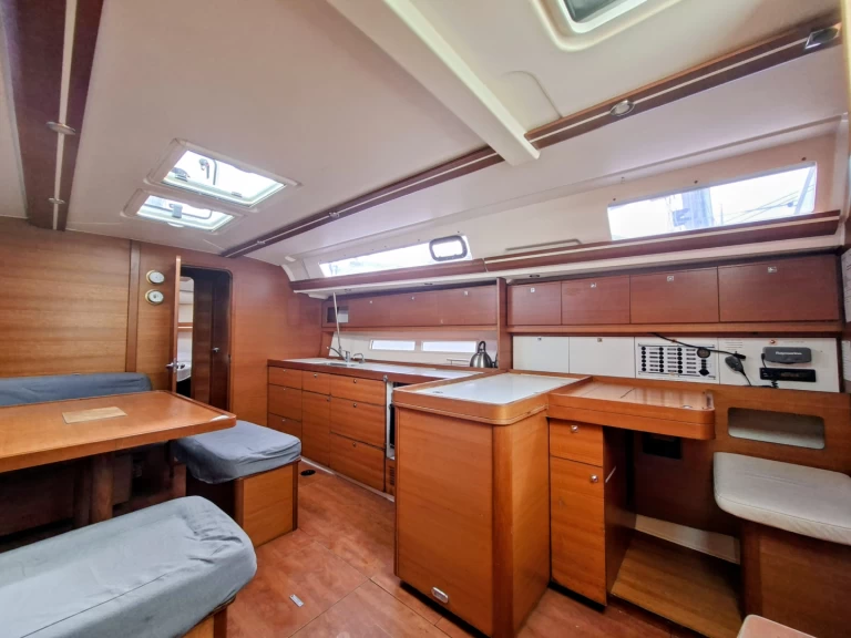 Sailboat rental in Arzon - Dufour Dufour 450 Grand Large
