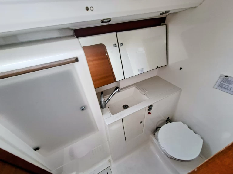 Boat rental Dufour Dufour 450 Grand Large in Arzon on Samboat