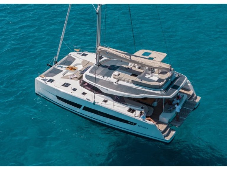 Catamaran rental in Saint-Raphaël - Fountaine Pajot Fountaine Pajot FP 44 Maestro - 3 cab.