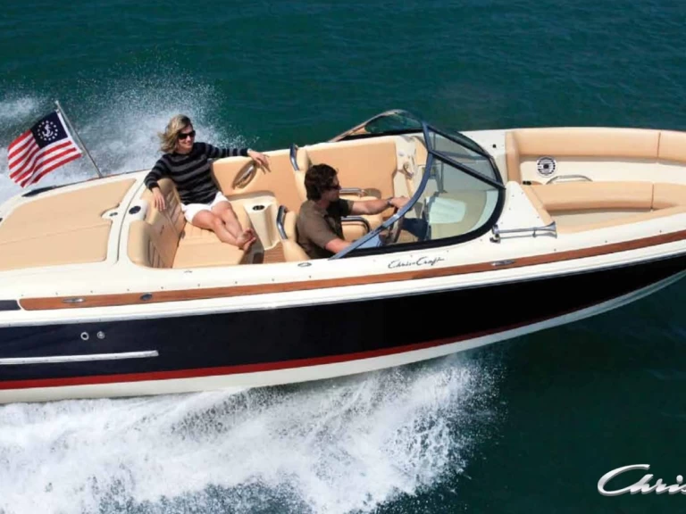 Rent a Chris Craft Launch 22 Alcúdia