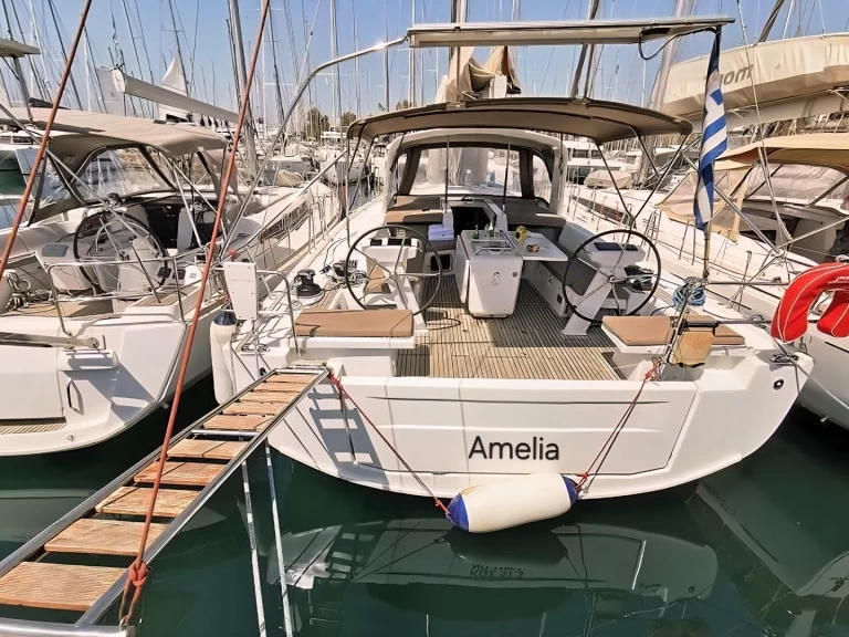 Yacht charter Alimos cheap Oceanis 51.1