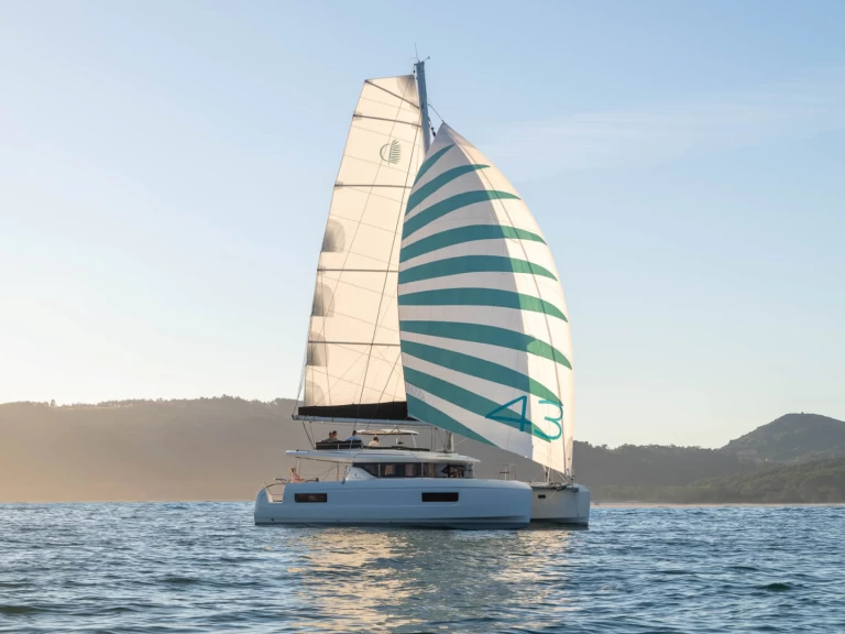 Rent a Lagoon Lagoon 43 Seget Donji