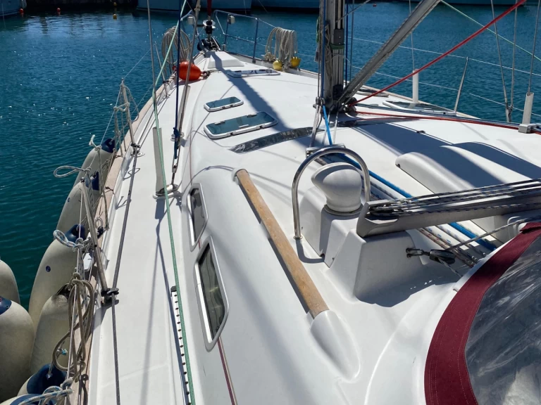 Bareboat Rental Sailboat Bénéteau with a boat licence