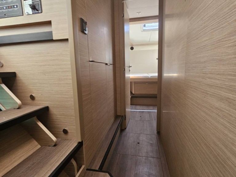 Lagoon Lagoon 46 in Perigiali on SamBoat