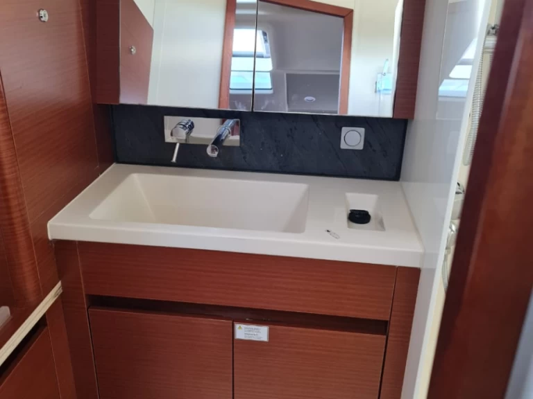 Yacht charter Perigiali cheap Hanse 418