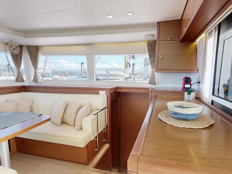 Catamaran rental with or without captain Lagoon Perigiali