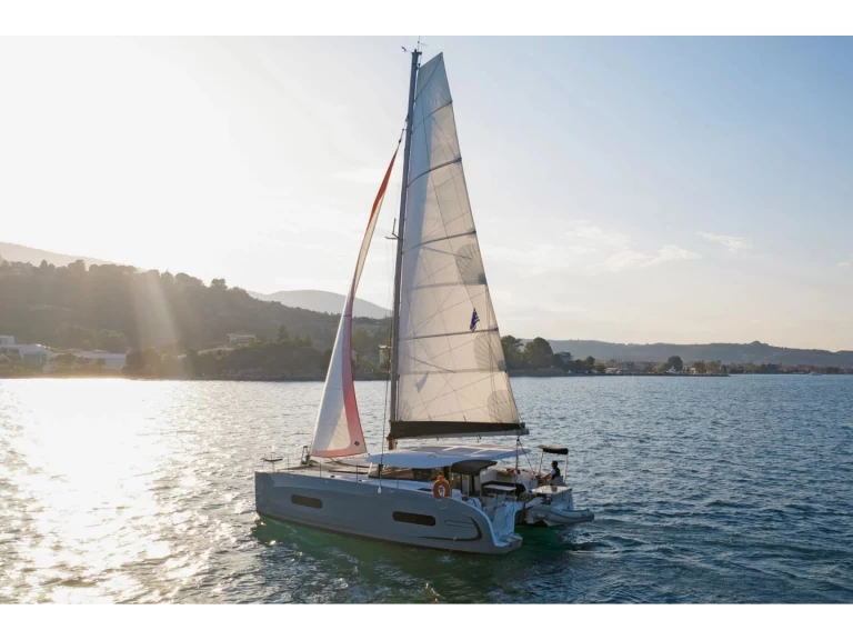 Rent a Excess Excess 11 Perigiali