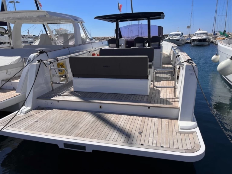 Motorboat rental in Marseille - Fjord Fjord 40 Open