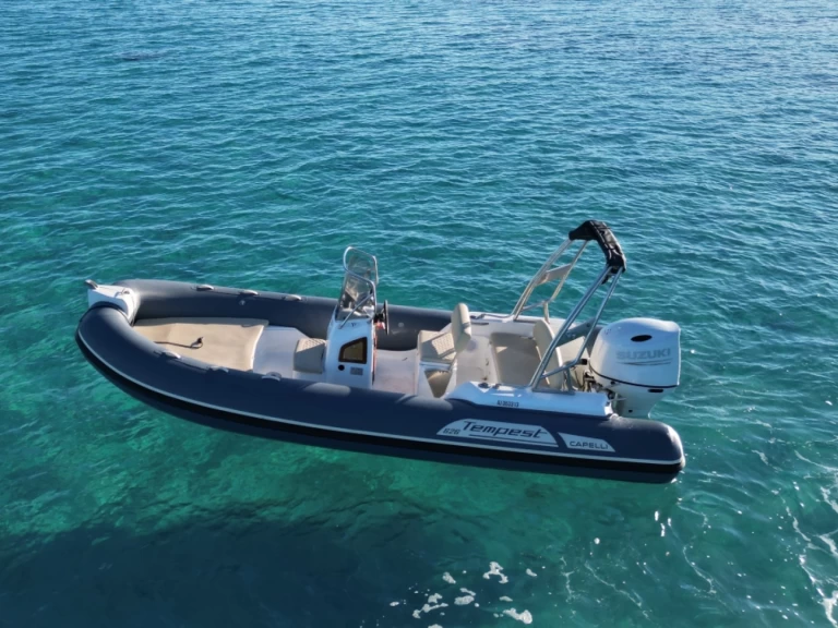 Rent a Capelli Capelli 626 Luxe Porto-Vecchio