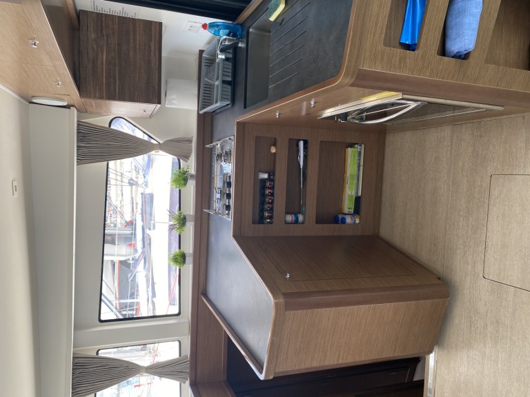 Boat rental Lagoon Lagoon 42 in Alimos on Samboat