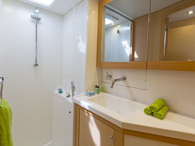 Catamaran rental with or without captain Lagoon Perigiali