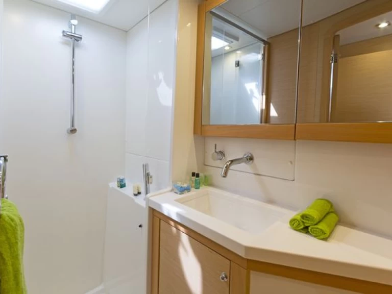 Catamaran rental with or without captain Lagoon Perigiali