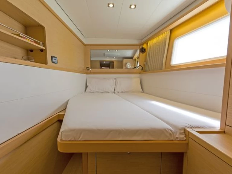 Bareboat Rental Catamaran Lagoon with a boat licence