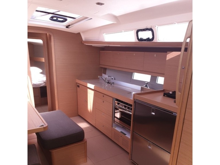 Sailboat rental in Perigiali - Dufour Dufour 460 Grand Large