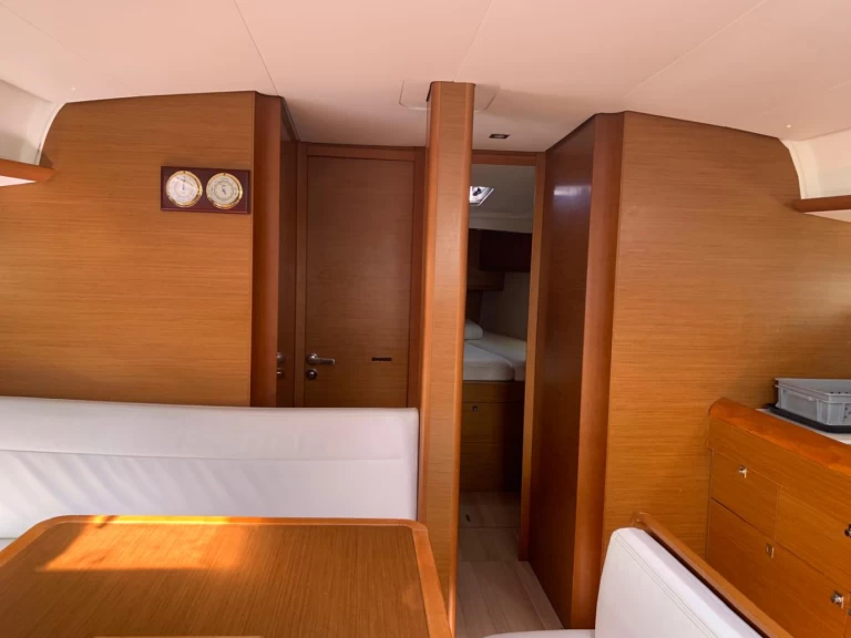 Yacht charter Perigiali cheap Sun Odyssey 519