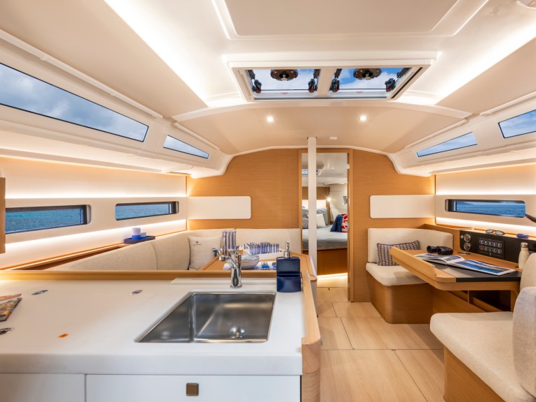 Rent a Jeanneau Sun Odyssey 415 Performance Pula