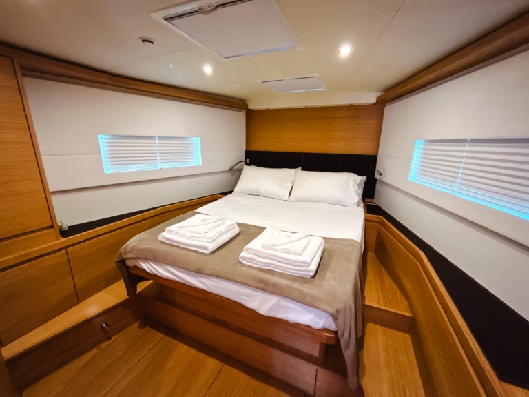 Solaris Solaris 50 in Salerno on SamBoat