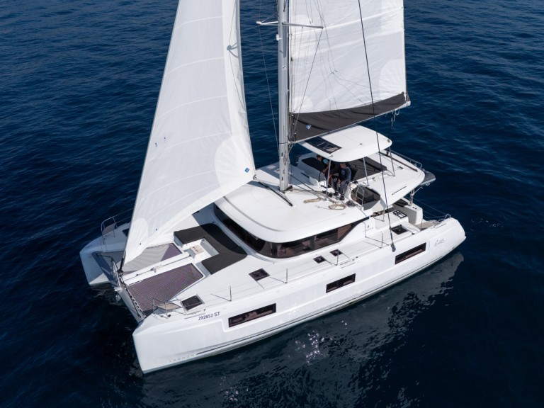 Bareboat Rental Catamaran Lagoon with a boat licence