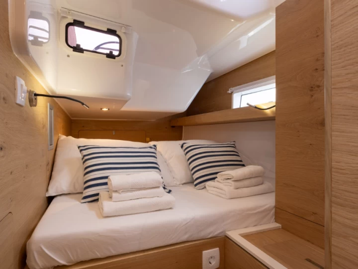 Sailboat for rent Split at the best price
